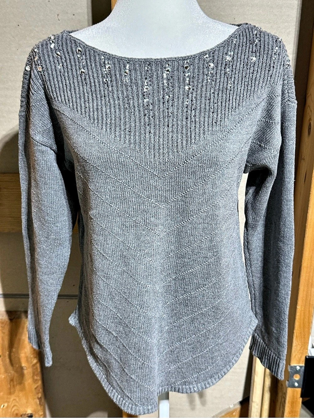 New York & Company Embellished Neckline Sweater in Gray Size Medium